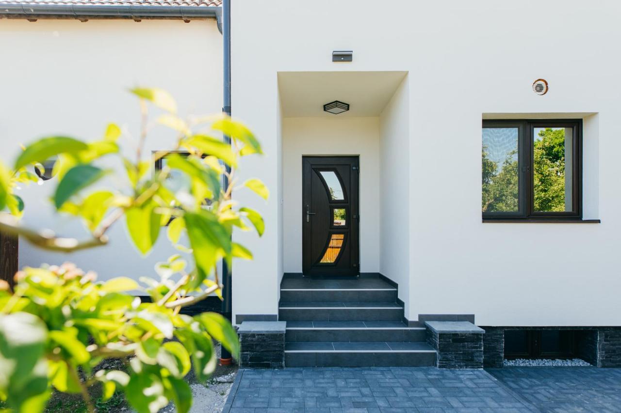 The Home Sweet Home Studio Apartment Gheorgheni  Exterior photo
